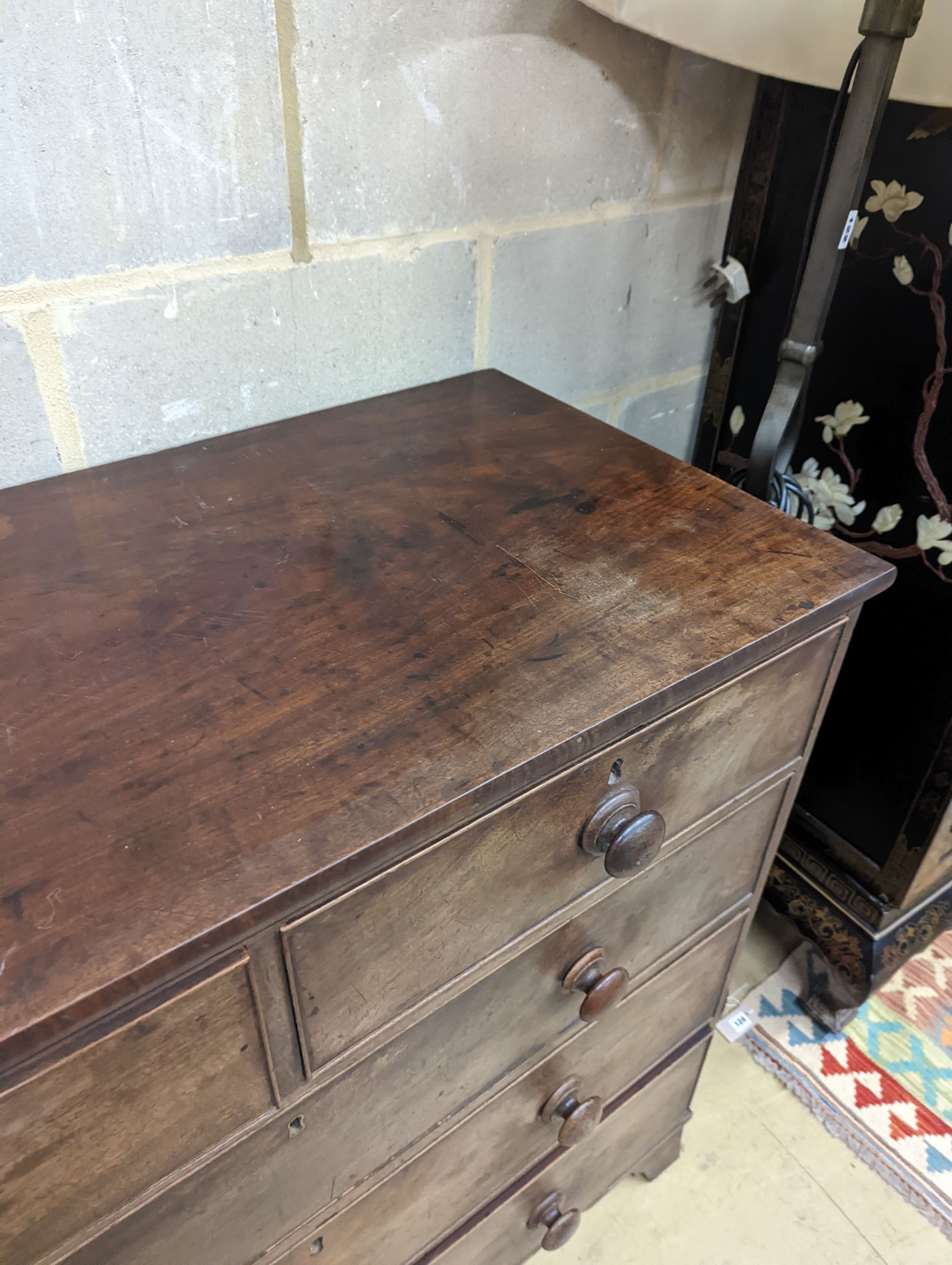 A George IV mahogany chest, width 109cm, depth 52cm, height 99cm